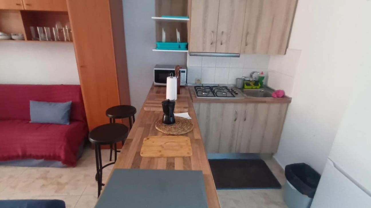 Nuevo Apto Hasta 6 Personas Muy Cerca De Playa Levante Con Jardines Y Gran Piscina , Pista De Tennis Y Futbol Deportes Y Zona Infantil ,en Urbanizacion Con Parking Apartment *