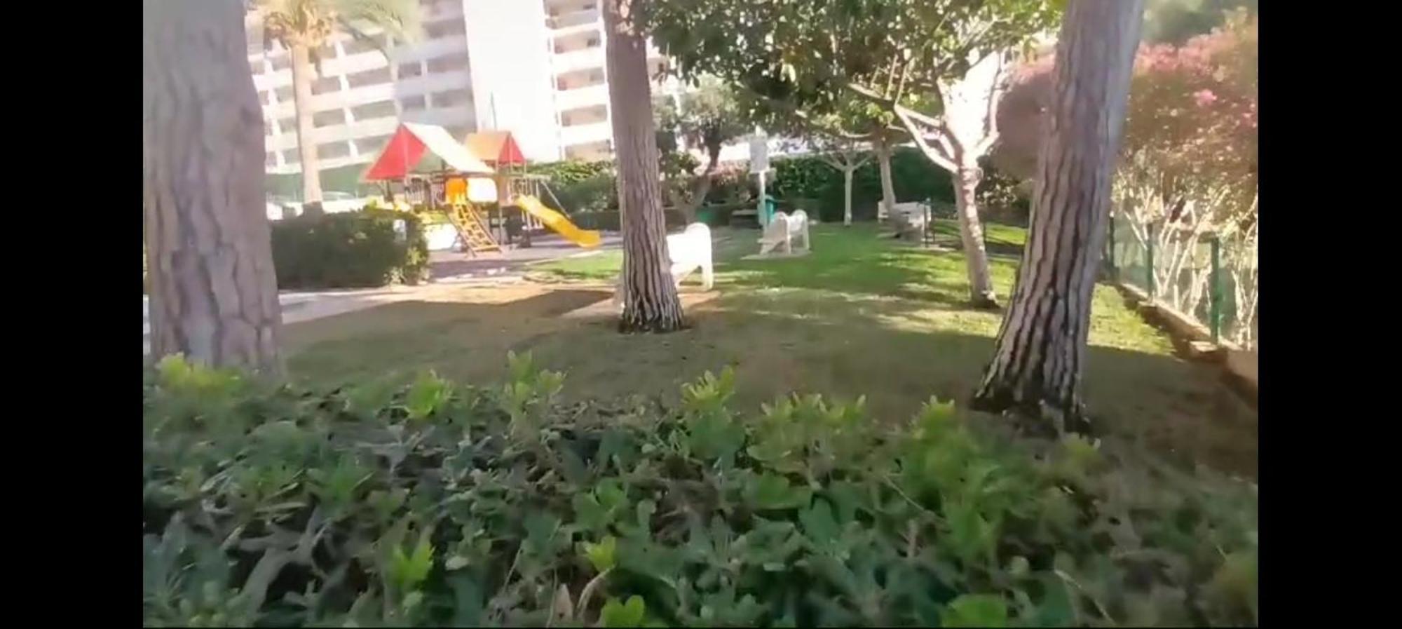 Nuevo Apto Hasta 6 Personas Muy Cerca De Playa Levante Con Jardines Y Gran Piscina , Pista De Tennis Y Futbol Deportes Y Zona Infantil ,en Urbanizacion Con Parking * Benidorm