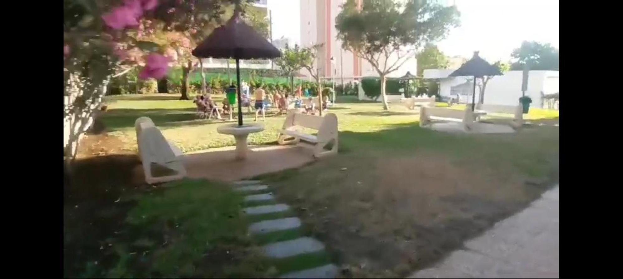Apartment Nuevo Apto Hasta 6 Personas Muy Cerca De Playa Levante Con Jardines Y Gran Piscina , Pista De Tennis Y Futbol Deportes Y Zona Infantil ,en Urbanizacion Con Parking *