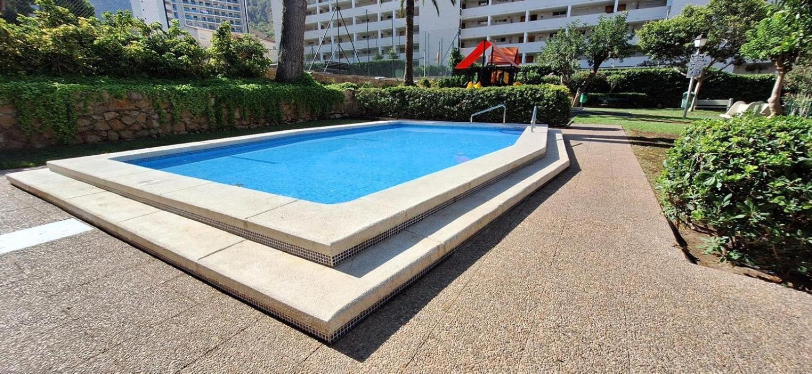Apartment Nuevo Apto Hasta 6 Personas Muy Cerca De Playa Levante Con Jardines Y Gran Piscina , Pista De Tennis Y Futbol Deportes Y Zona Infantil ,en Urbanizacion Con Parking *